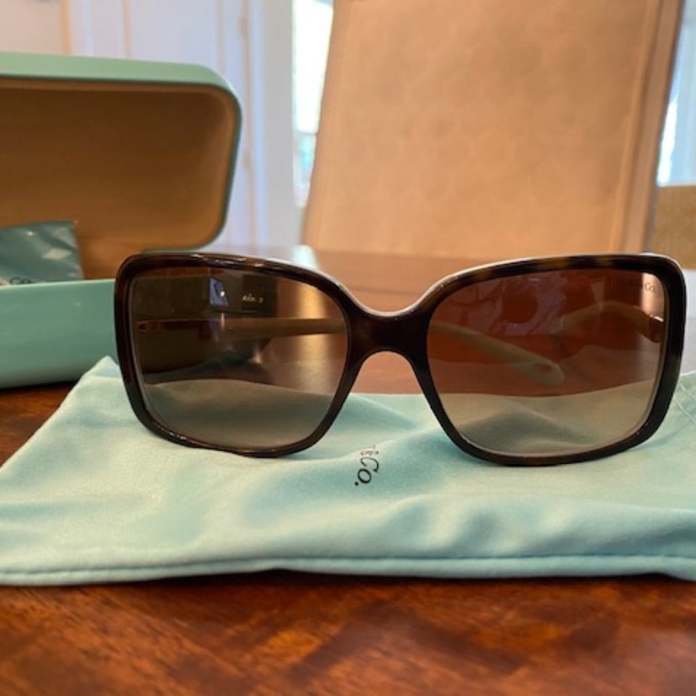 TIFFANY & CO SUNGLASSES SILVER SQUARE TF4043b